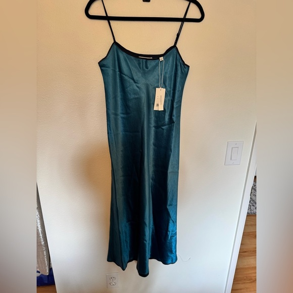 NEW Vince Satin Slip Midi Dress Lake Blue Size Small Metallic NWT - Picture 4 of 8